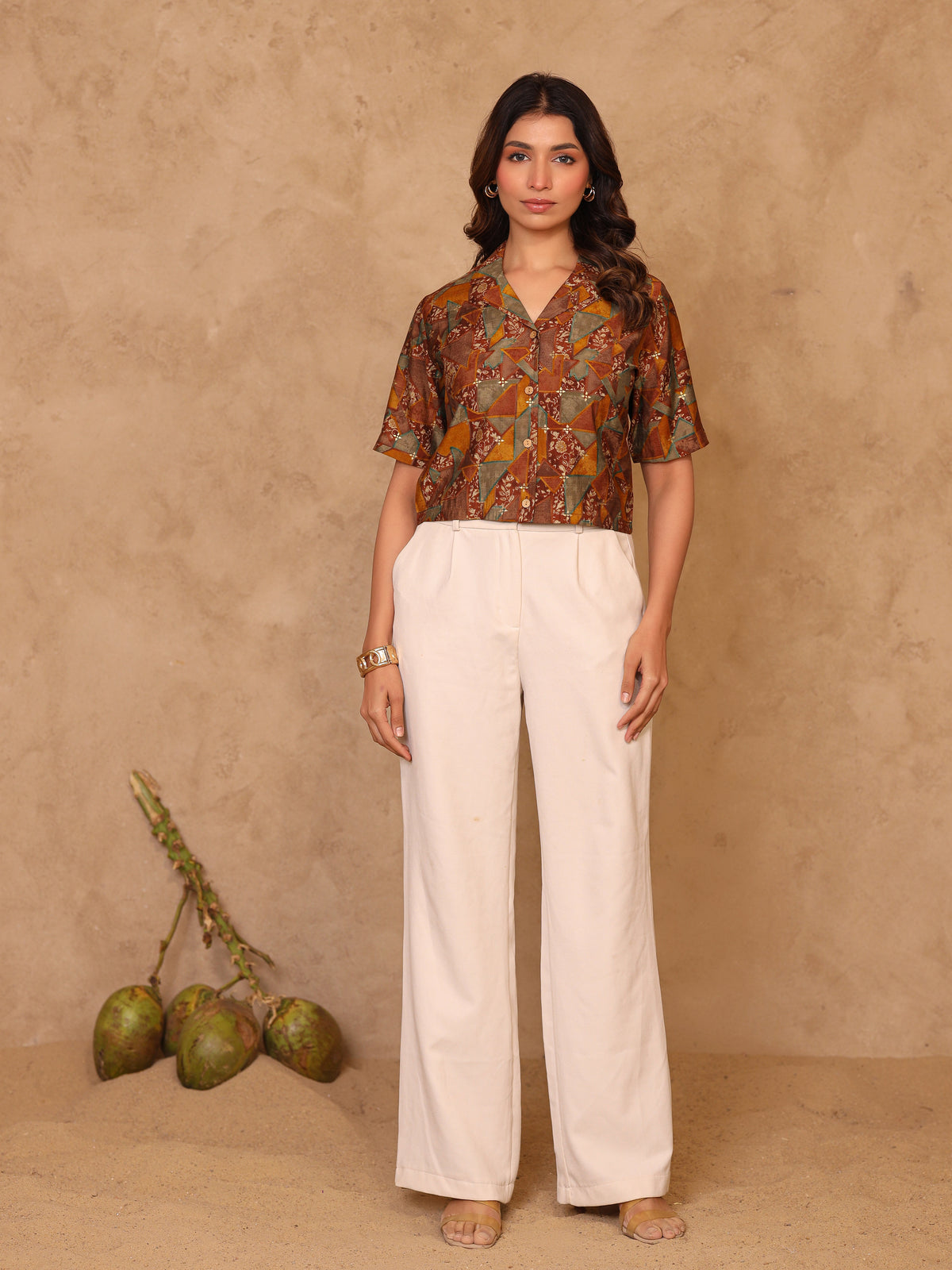 Remi Abstract Crop Shirt