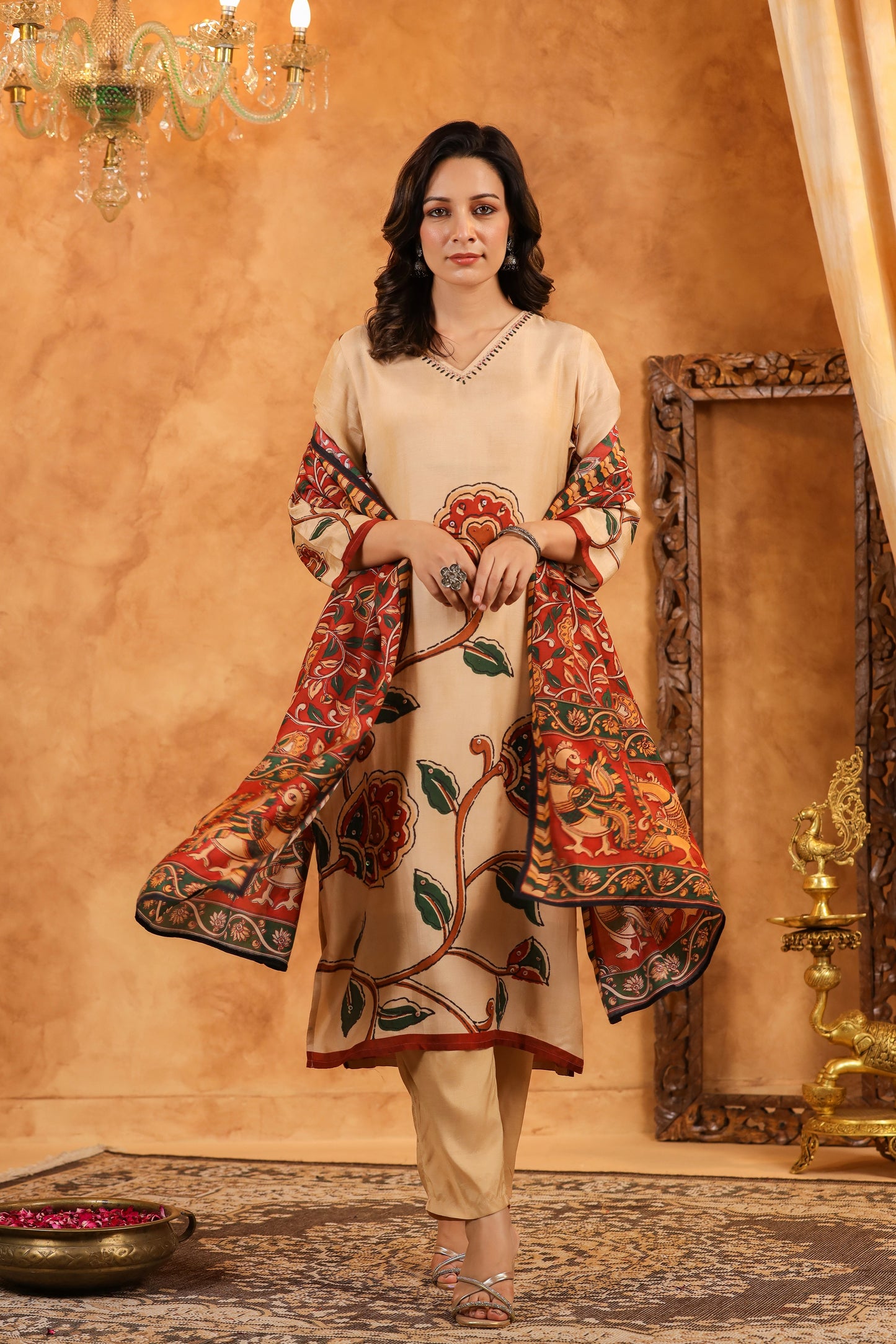 Beige Kalamkari Muslin Suit Set