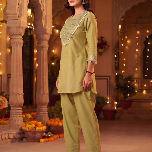 Rida Green Shell & Mirror Co-ord Set