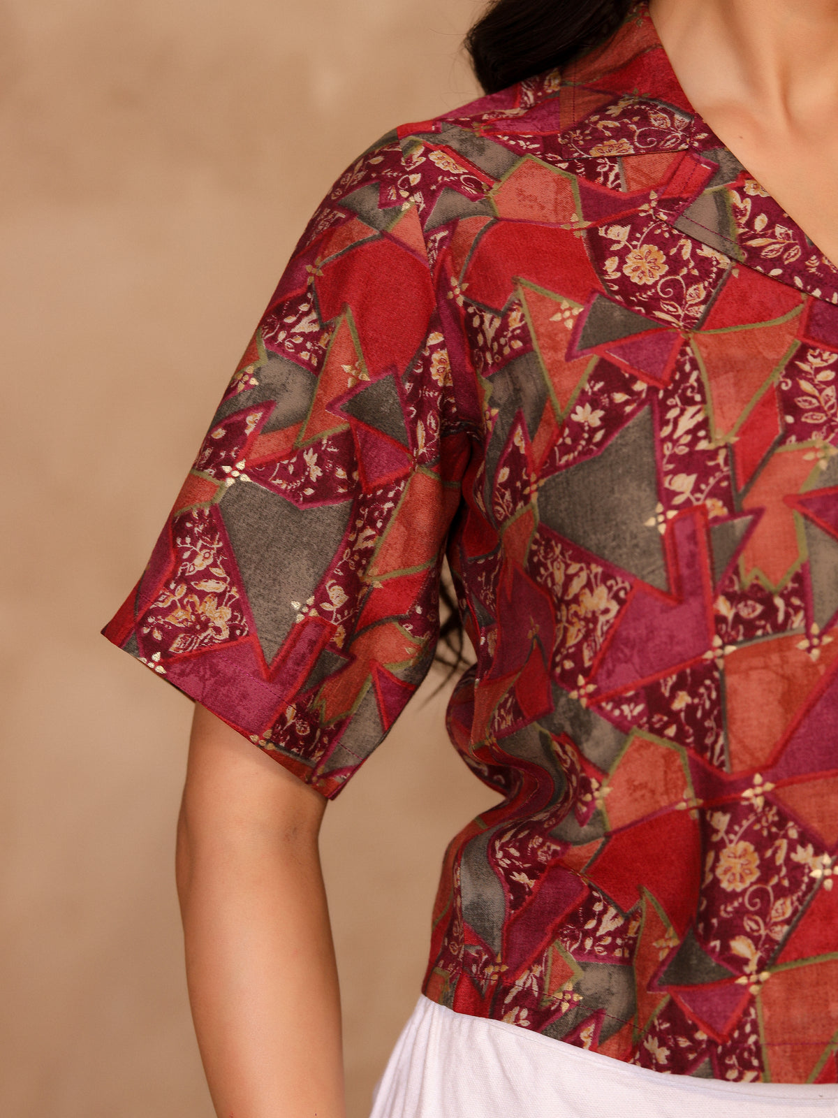 Remi Abstract Crop Shirt