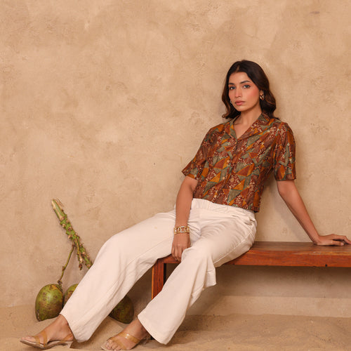 Remi Abstract Crop Shirt