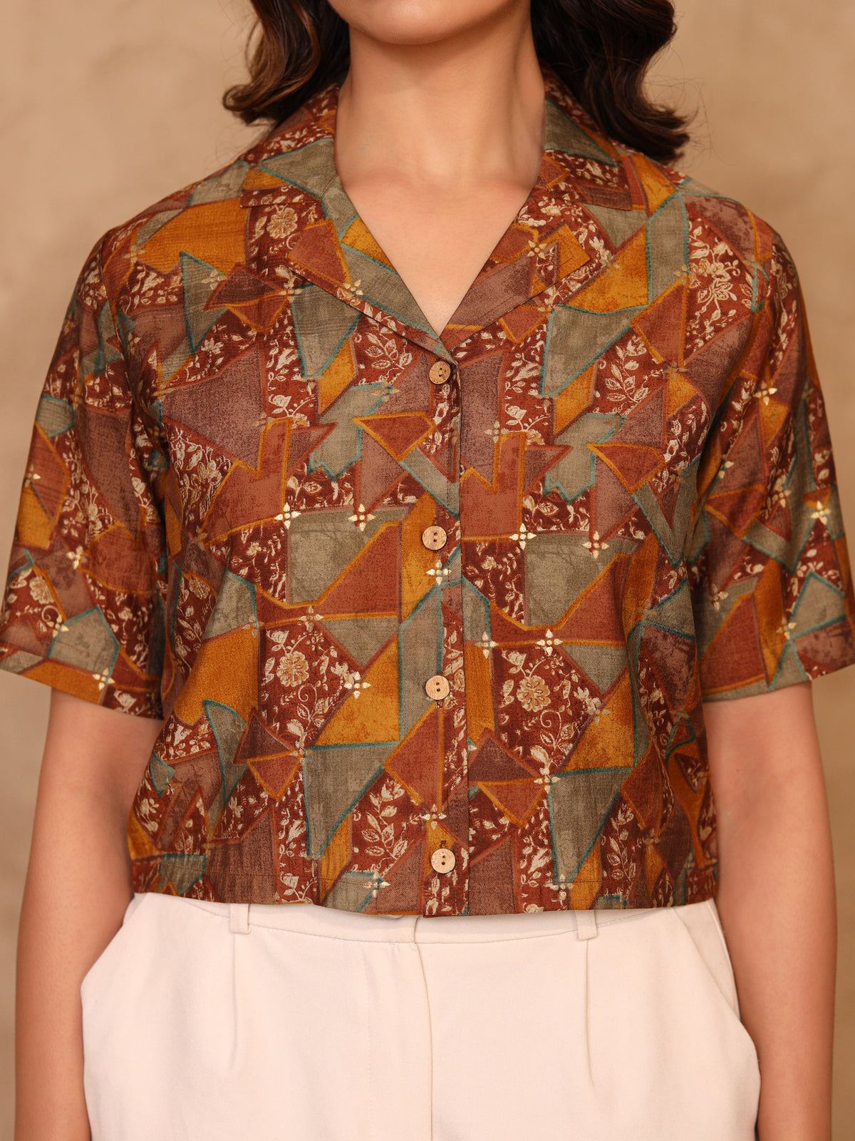 Remi Abstract Crop Shirt