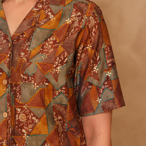 Remi Abstract Crop Shirt