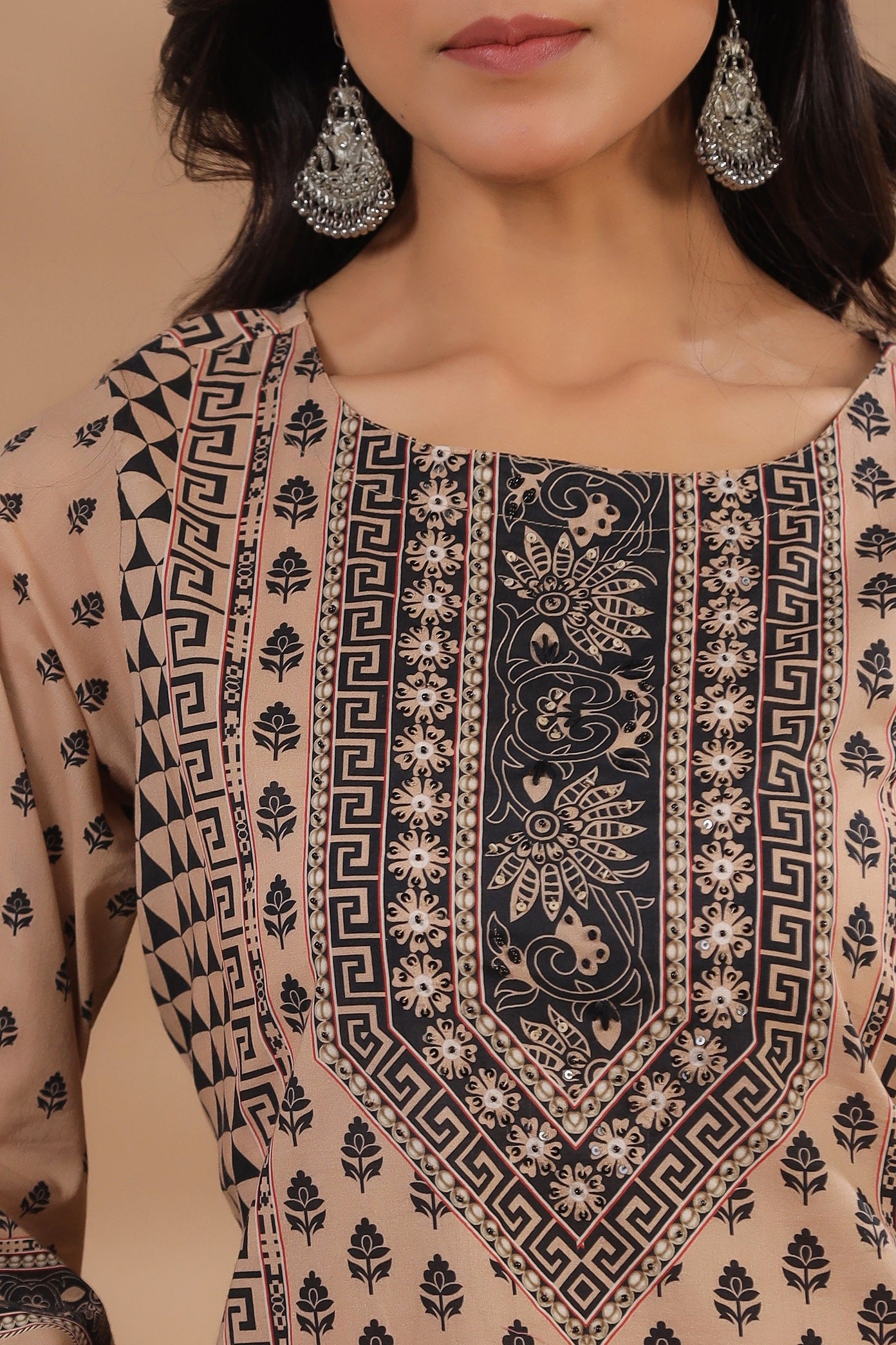 Cheeku Black Mughal Suit Set