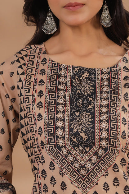 Cheeku Black Mughal Suit Set
