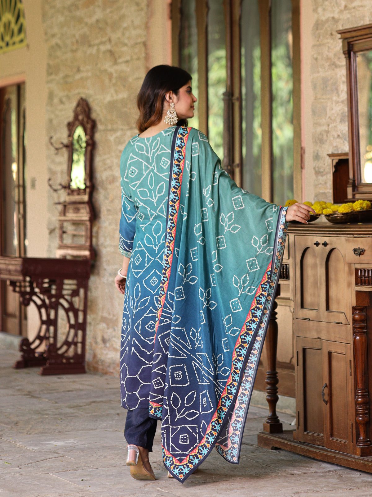 Blue Ombre Bandhni Suit Set